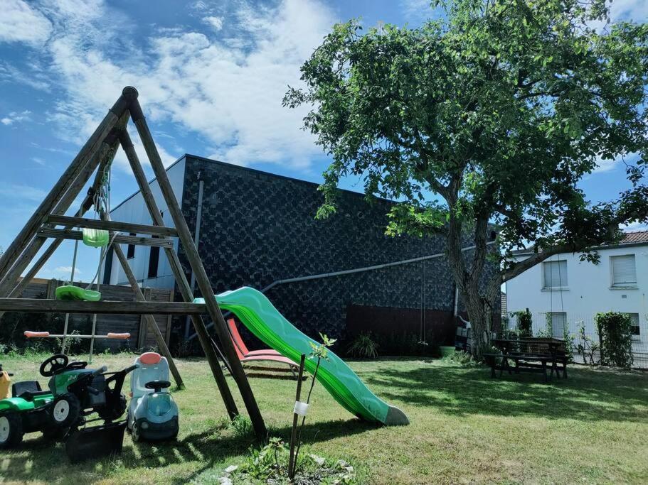 Superbe Maison Renovee Avec Agreable Jardin Sainte-Catherine  Kültér fotó